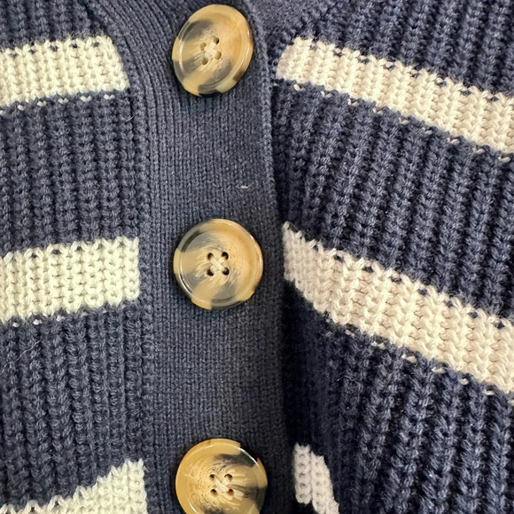 Rachel Zoe Women’s Blue and White Striped Buttoned Nautical Sweater Size Small - Picture 5 of 6